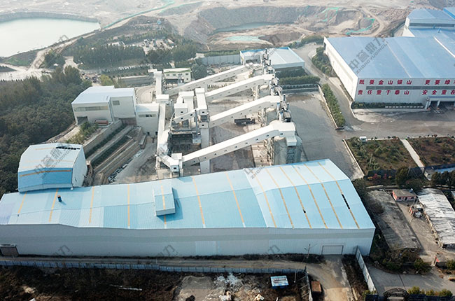 玫瑰建材智能化砂石生產(chǎn)線現(xiàn)場航拍圖