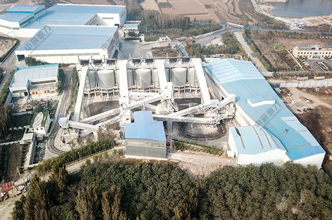 玫瑰建材智能化砂石生產(chǎn)線現(xiàn)場航拍圖