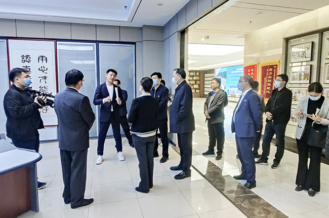 實地調(diào)研中譽(yù)鼎力綠色建材工業(yè)互聯(lián)網(wǎng)大數(shù)據(jù)中心