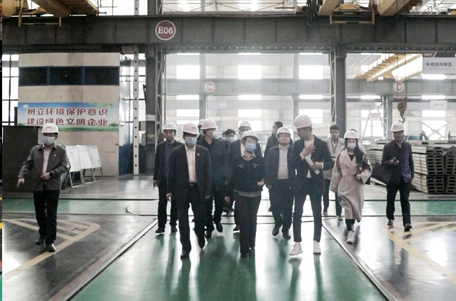 實地查看中譽(yù)鼎力智能化一體生產(chǎn)車間