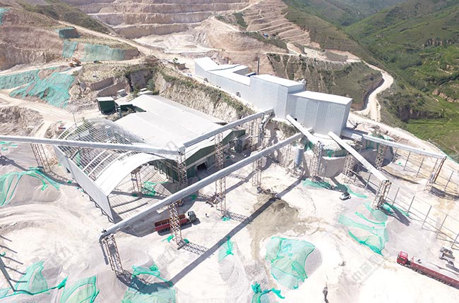 陜西客戶的砂石生產(chǎn)線現(xiàn)場(chǎng)圖片 陜西客戶的砂石生產(chǎn)線現(xiàn)場(chǎng)圖片