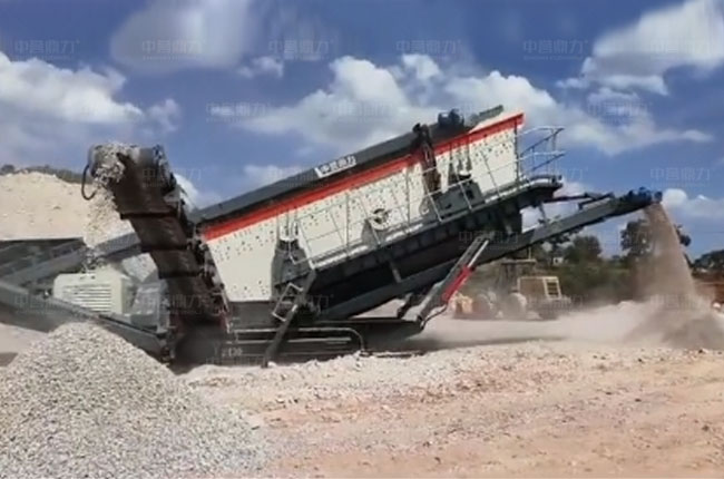 移動(dòng)破碎篩分站