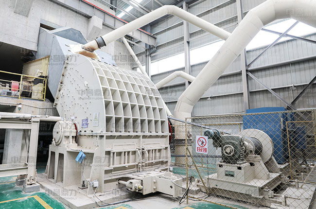 錘式破碎機.jpg 錘式破碎機.jpg