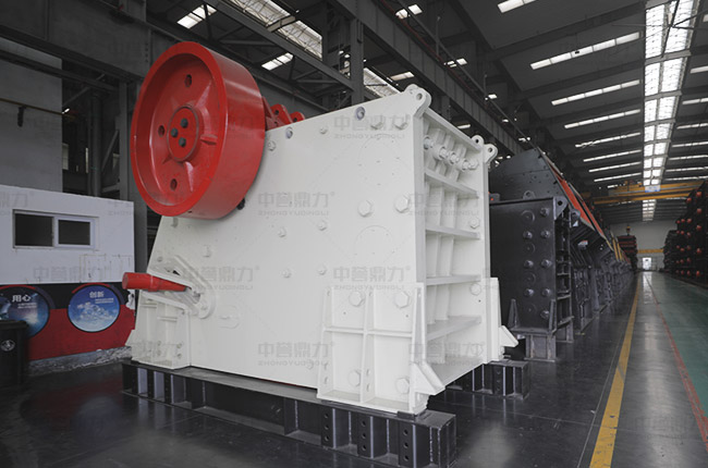 鄂式細破碎機型號參數(shù)詳解