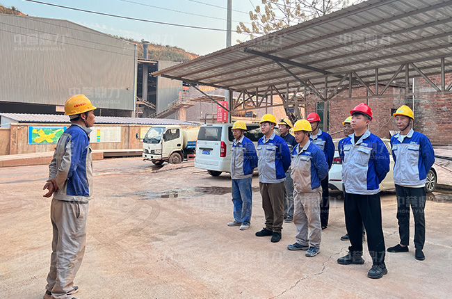 外包團隊.jpg 外包團隊.jpg