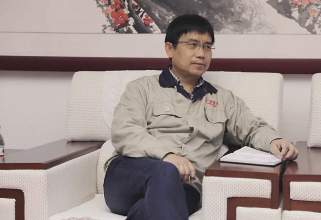 衛(wèi)輝市委書記梁常運等導(dǎo)考察調(diào)研中譽鼎力智能礦山管理系統(tǒng)應(yīng)用情況