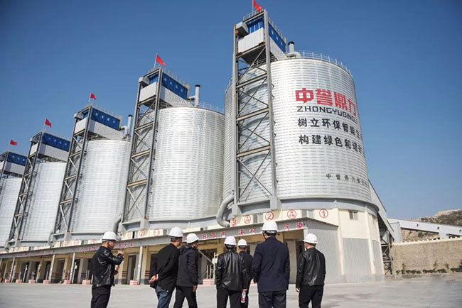 參觀萬有石料環(huán)保智能生產(chǎn)線