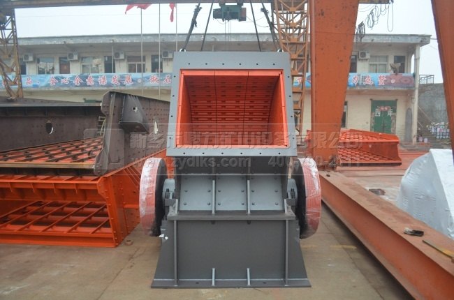 新鄉(xiāng)鼎力時產(chǎn)量錘式破碎機