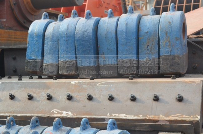 新鄉(xiāng)鼎力錘式打砂機(jī)之關(guān)鍵部件轉(zhuǎn)子