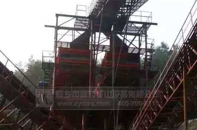 生產(chǎn)線(xiàn)中的振動(dòng)篩