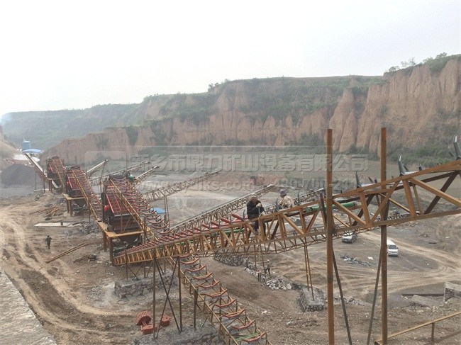 環(huán)保振動篩