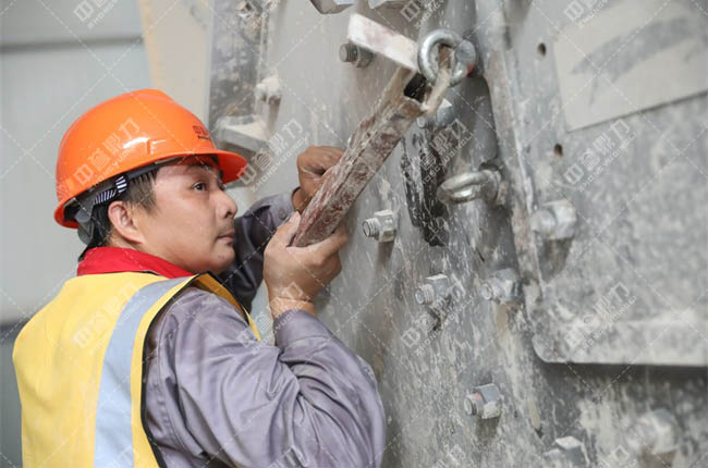 振動(dòng)篩設(shè)備維護(hù)