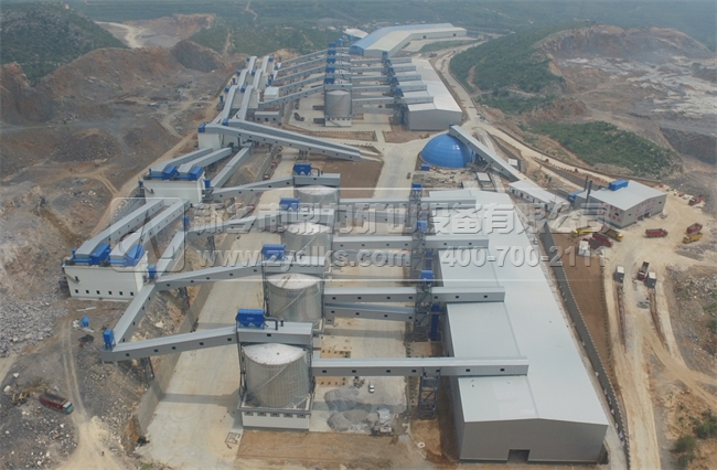 環(huán)保型破碎生產(chǎn)線鳥航拍圖