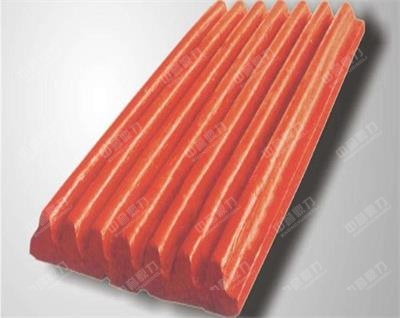 顎式破碎機(jī)鄂板