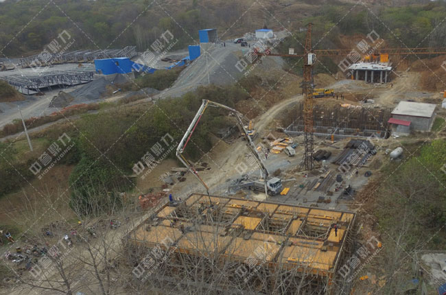 河南駐馬店確山縣劉店縝隆鑫建材時(shí)產(chǎn)2500-3000噸石料生產(chǎn)線