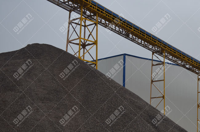 ��������Ж|��ʯ�ϏS�r�a(ch��n)700��ɰʯ���a(ch��n)���Y��