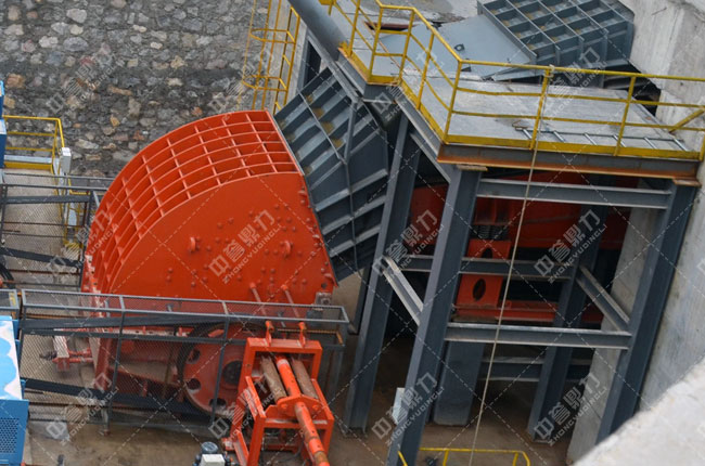春江水泥時產(chǎn)1500噸骨料生產(chǎn)線重型錘式反擊破碎機PCZ1820 春江水泥時產(chǎn)1500噸骨料生產(chǎn)線重型錘式反擊破碎機PCZ1820