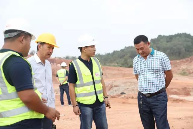 �ۺ����(w��)�F(tu��n)�(du��)�c�㯟�X��ʯ��(ch��ng)�����F(xi��n)��(ch��ng)��ͨ