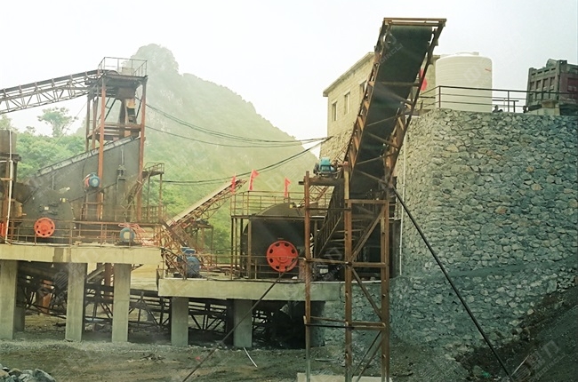 設(shè)備工作現(xiàn)場(chǎng)