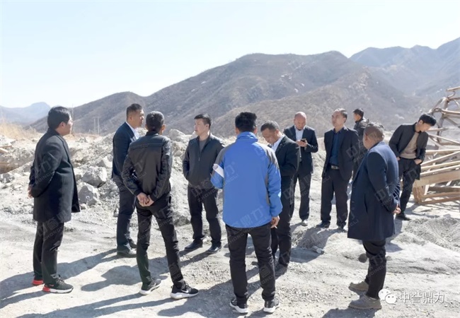 負(fù)責(zé)人進(jìn)駐現(xiàn)場