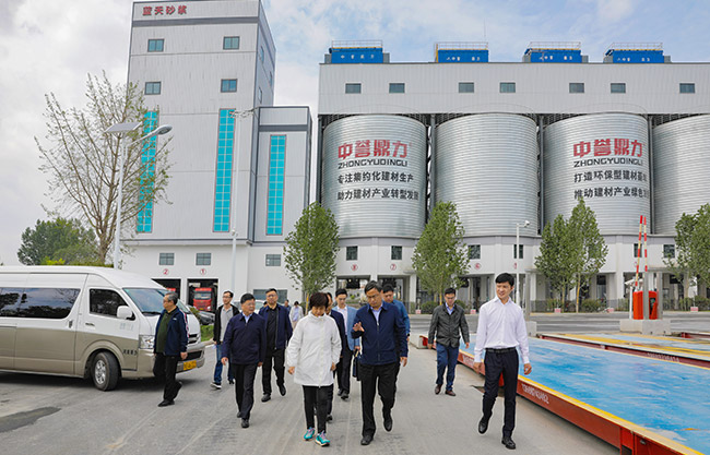 河南省發(fā)改委導蒞臨中譽鼎力調研砂石行業(yè)發(fā)展情況