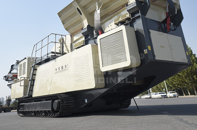 移動(dòng)破碎一體機(jī)設(shè)備為何如此受歡迎 移動(dòng)破碎一體機(jī)設(shè)備為何如此受歡迎